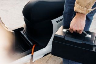 Moto - Scooter: Zero Motorcycles: arriva il nuovo scooter LS1