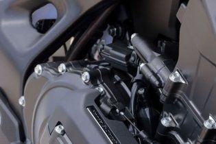 Moto - Test: Honda E-Clutch, la prova completa su CB750 Hornet e XL750 Transalp 2026