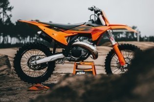 KTM SX 2027: Pabrikan asal Mattighofen memperkenalkan jajaran motor cross terbarunya