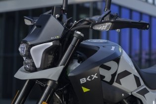 Benelli BKX 300 dan BKX 300 S: semakin berkembang