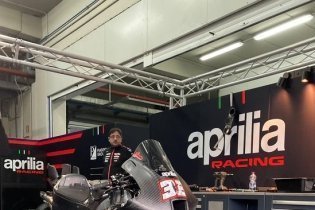 Aquí está la nueva Aprilia RS-GP 850: el video del debut en pista en Jerez