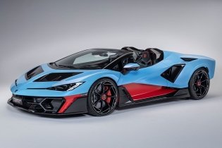 Fenomeno Roadster: la open-top più potente mai creata da Lamborghini