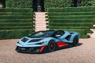 Fenomeno Roadster: la open-top più potente mai creata da Lamborghini