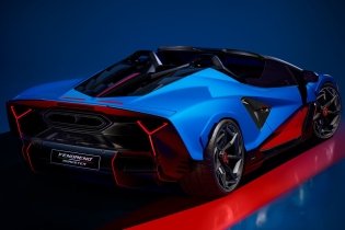 Fenomeno Roadster: la open-top più potente mai creata da Lamborghini