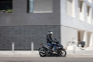 Kymco Micare: lo scooter 125 cittadino antitraffico