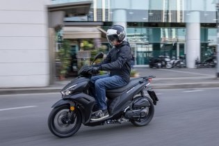 Kymco Micare: lo scooter 125 cittadino antitraffico