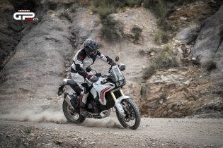 PROVA Ducati DesertX, il V2 è cazzuto anche in fuoristrada!