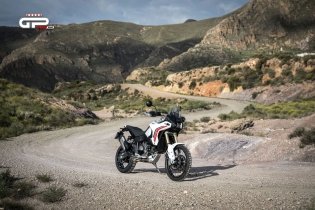 PROVA Ducati DesertX, il V2 è cazzuto anche in fuoristrada!