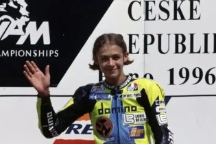 La Aprilia-AGV de la primera victoria de Valentino Rossi en venta por 150.000 €