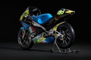 La Aprilia-AGV de la primera victoria de Valentino Rossi en venta por 150.000 € 