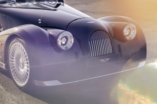 Morgan svela l’esclusiva Midsummer Coupé