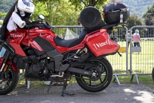 Continental al Tour de France 2026: 120 pneumatici, tra tecnologia e sicurezza in gara