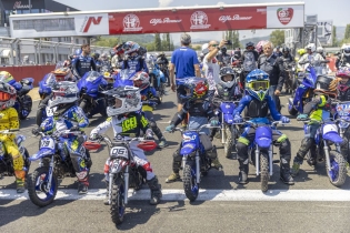 Yamaha "Spirit of Challenge":  kesuksesan yang didukung oleh 5.000 penggemar