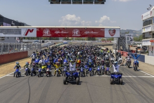 Yamaha "Spirit of Challenge":  kesuksesan yang didukung oleh 5.000 penggemar