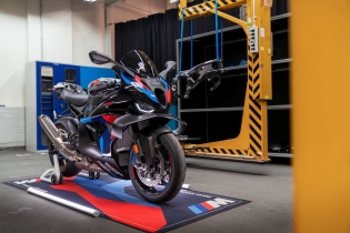 BMW Motorrad per il model year 2027: non solo colori!