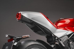 MV Agusta: ingegneria e materiali pregiati