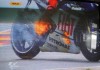 Moto - News: Lorenzo rompe il motore: olio in pista