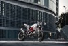 Moto - News: A EICMA Ducati sfoggia l'Hypermotard 939