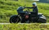 Moto - Test: Moto Guzzi MGX-21: la seduttrice