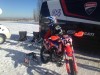 Dovizioso sfida la neve a colpi di traverso