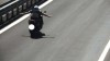 Moto - News: In scooter a 130 km/h senza mani, follia alle porte di Roma