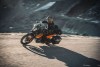 Moto - News: KTM 890 Adventure 2021: l'on-off austriaca sale un gradino