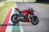 Moto - News: Ducati Streetfighter V2: non ha le ali, ma tanta sostanza!